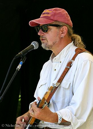 Garnet Rogers began Sunday's main stage show at noon
