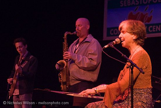 Marcia Ball and her band