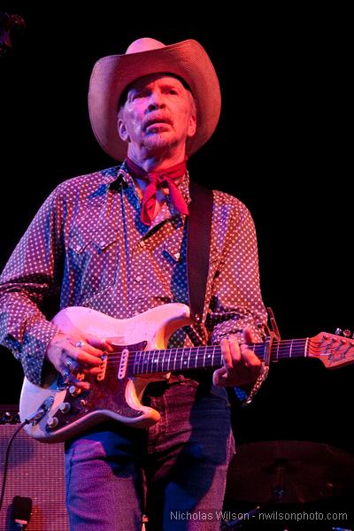 Dave Alvin and the Guilty Women