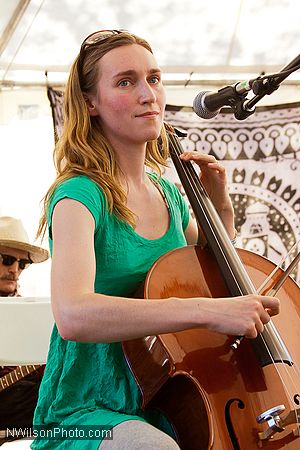 Kate Stone on cello and vocals with the Blushin' Roulettes